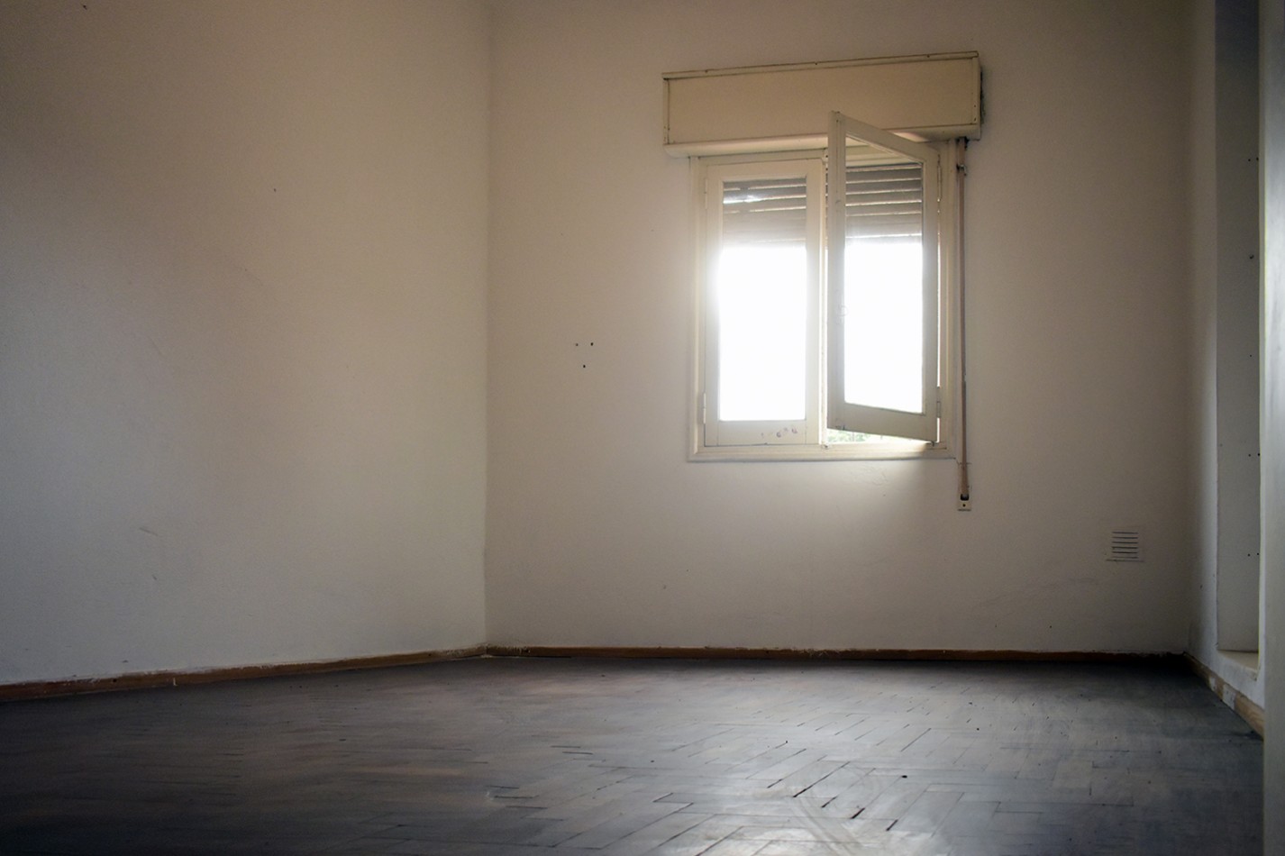 Casa 2 dormitorios Belgrano escucha ofertas