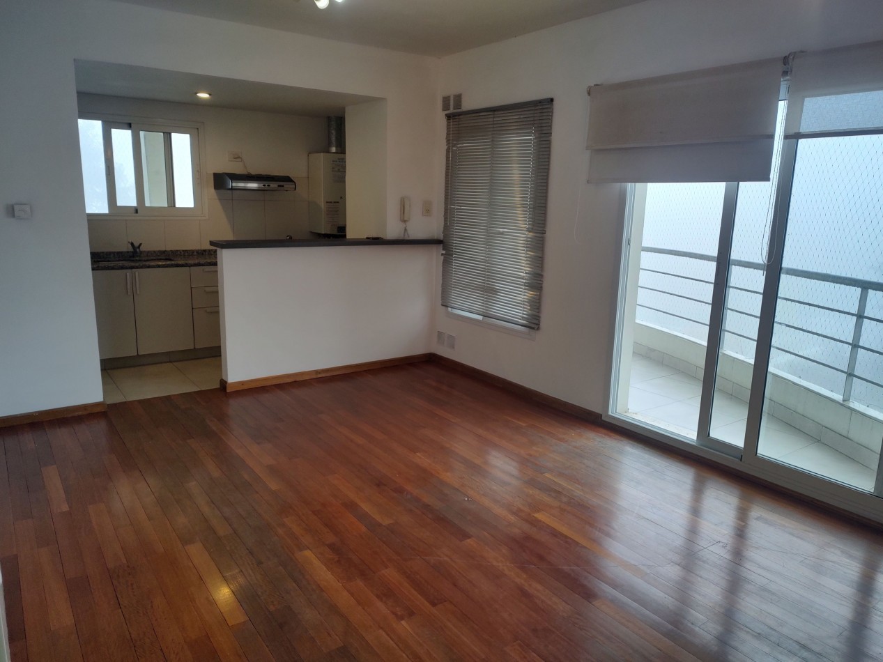 Departamento 3 dormitorios balcon aterrazado arroyito