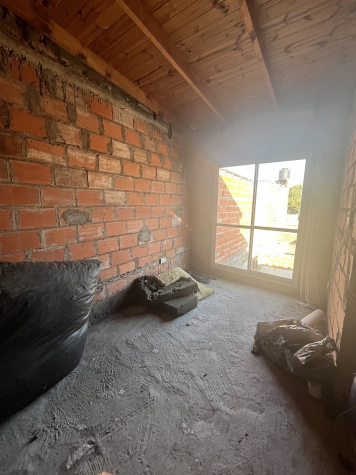OPORTUNIDAD CASA A TERMINAR (barrio Belgrano)